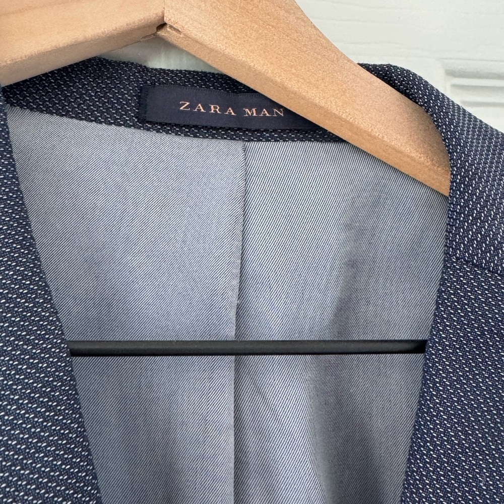 Zara Men's Charcoal Blazer - Picture 2 of 5